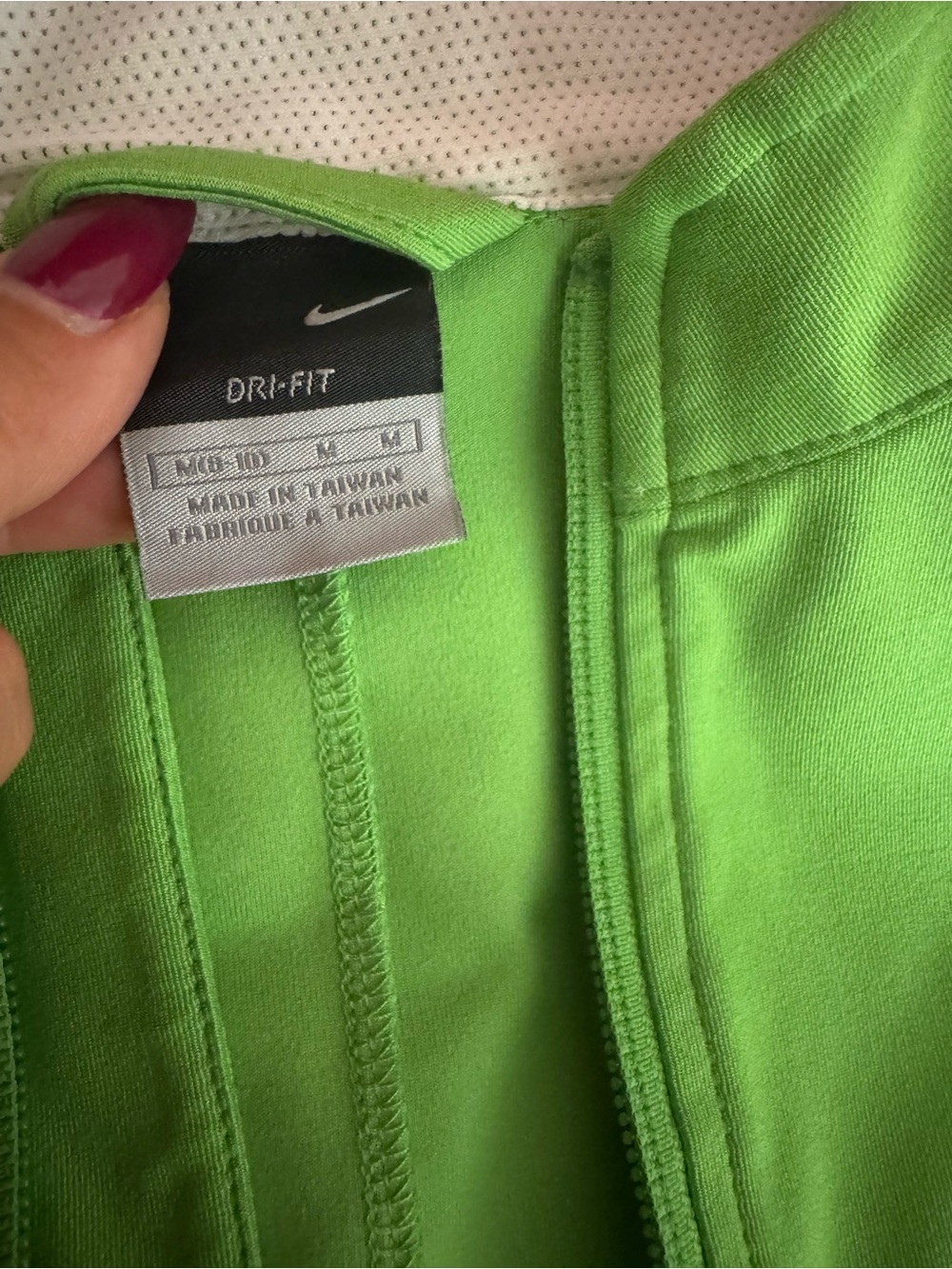 NIKE Bright Green & White Running Jacket - Picture 8 of 9
